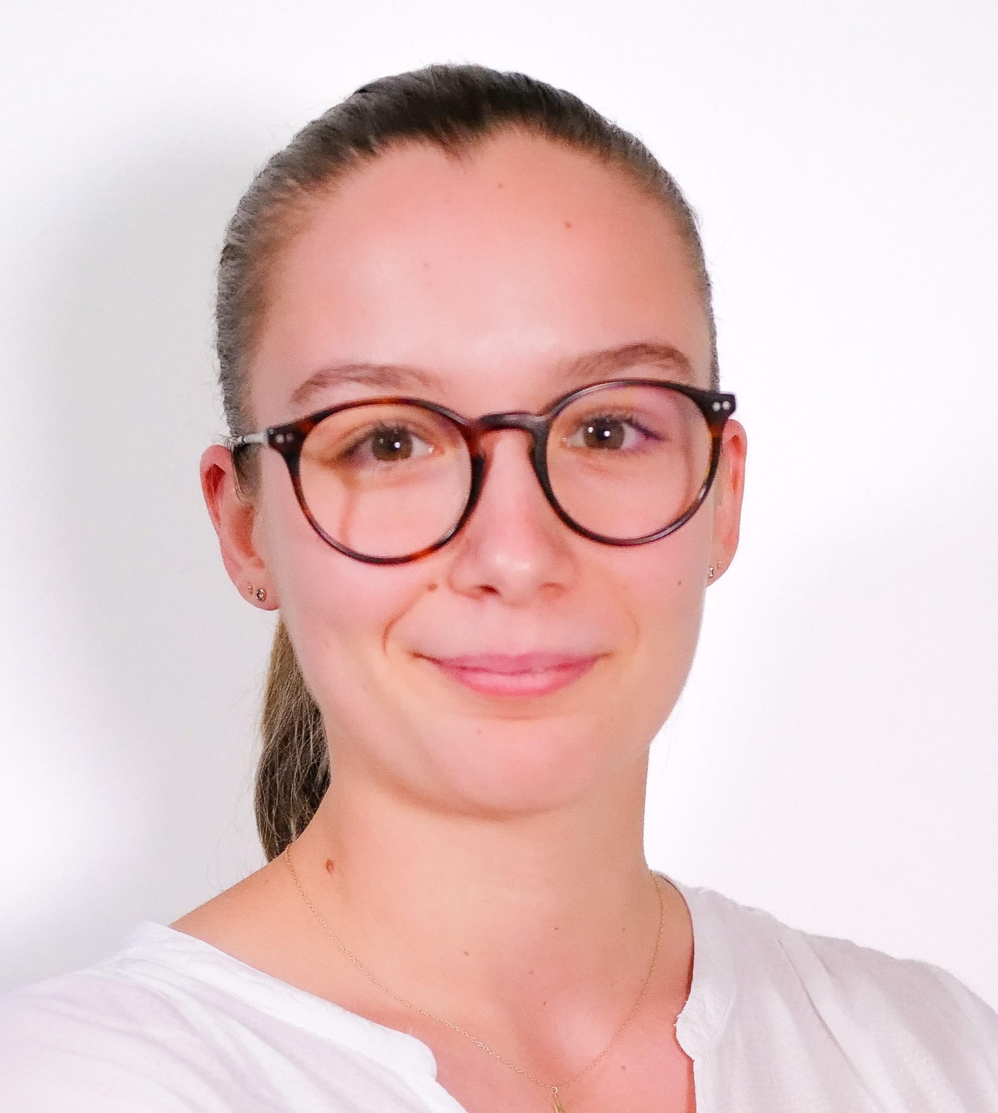 Go to the profile of Cécile Barnicaud